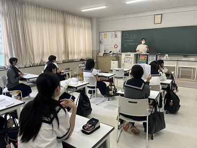 240829+修学旅行しおり読み合わせ